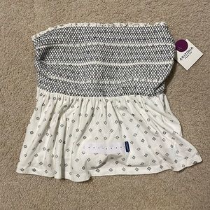 RUFFLE WHITE AND BLUE TUBE TOP